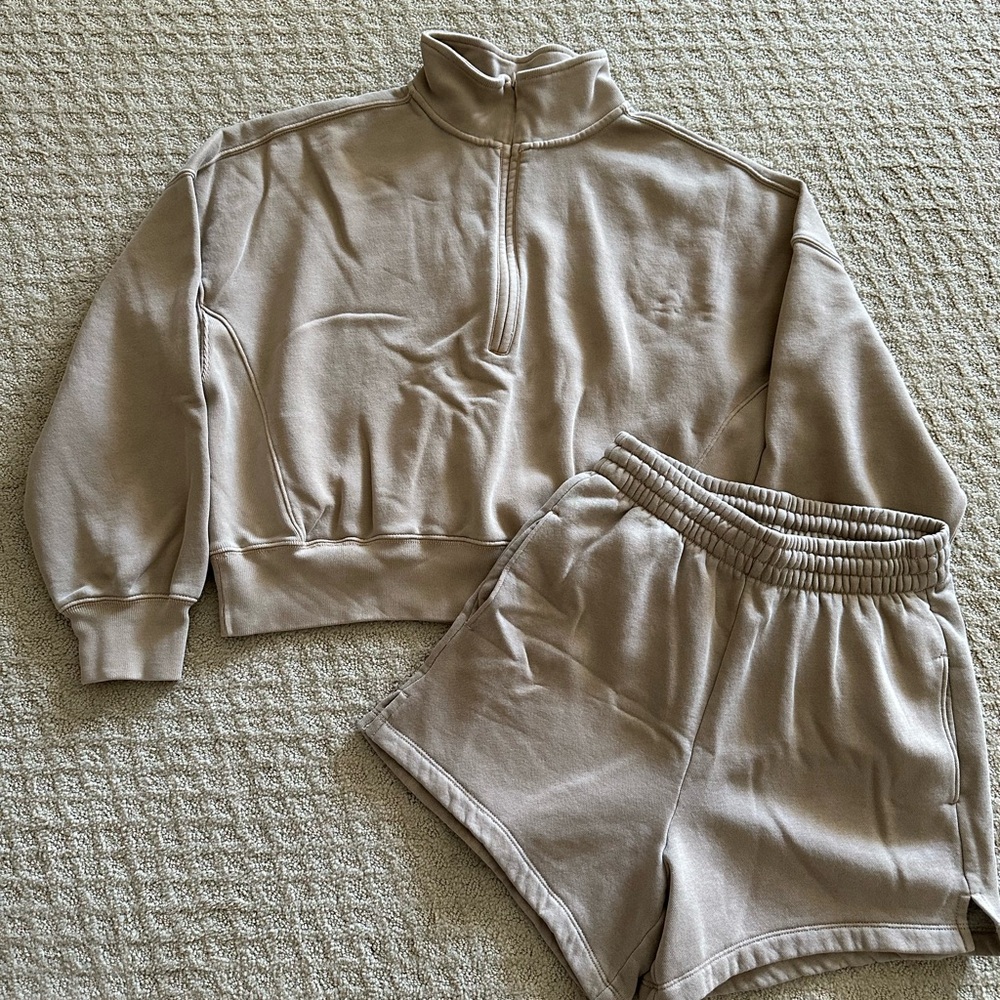 Abercrombie Sunday Set